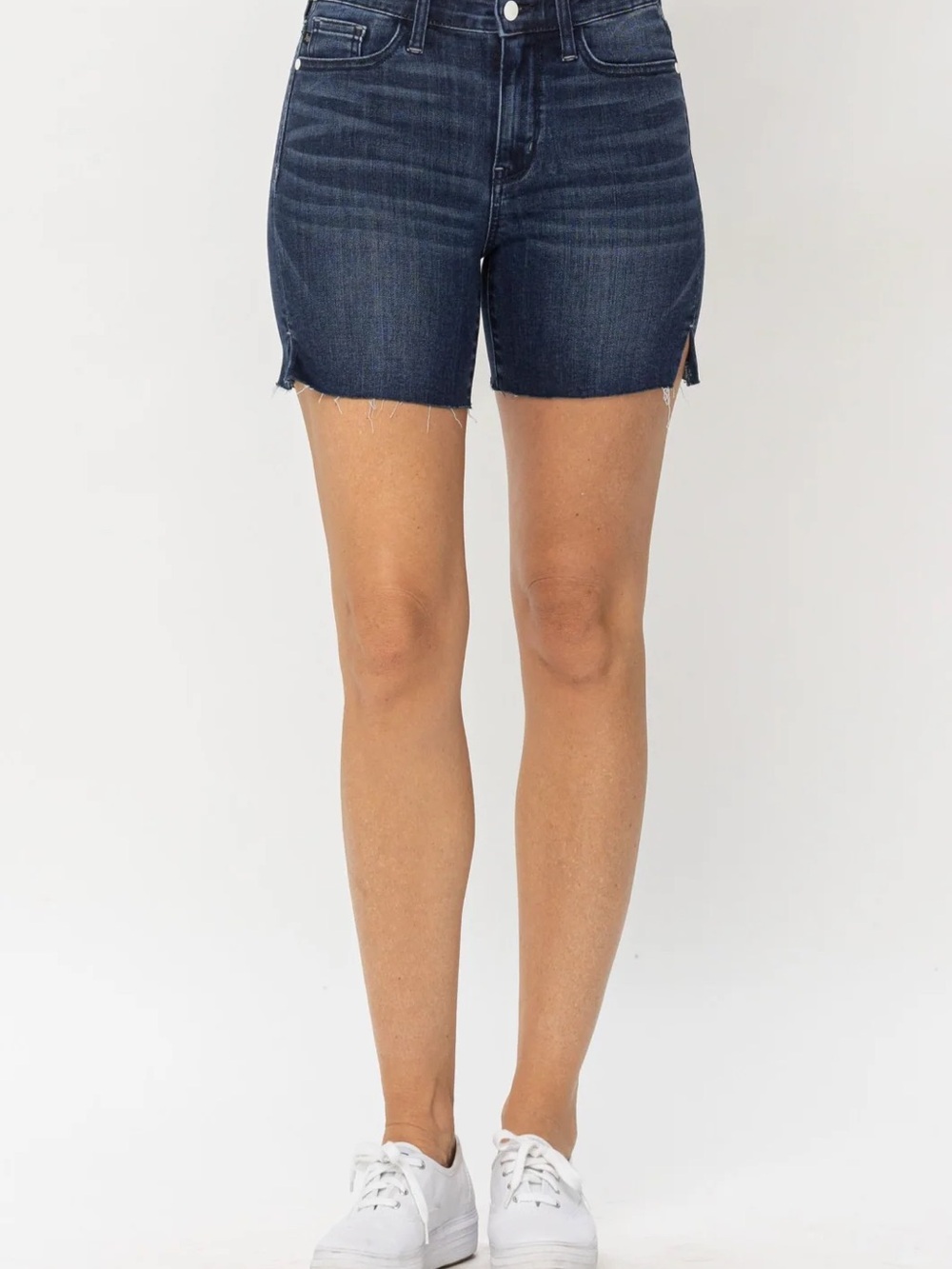 Judy Blue Mid Length Cutoff Shorts Sz Sz L
